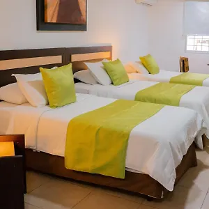 Hotel Mc - Confort Cerca Del Aeropuerto